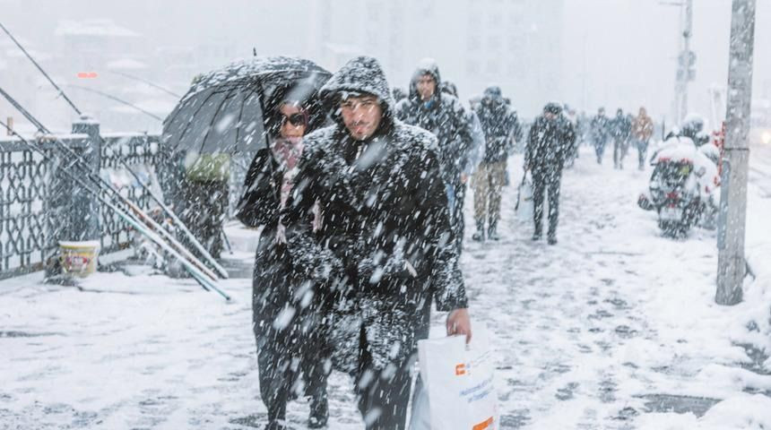 İstanbul’a yılın ilk karı geliyor! Uzmanlar 'tutacak kar' için tarih verdi! - Sayfa 4
