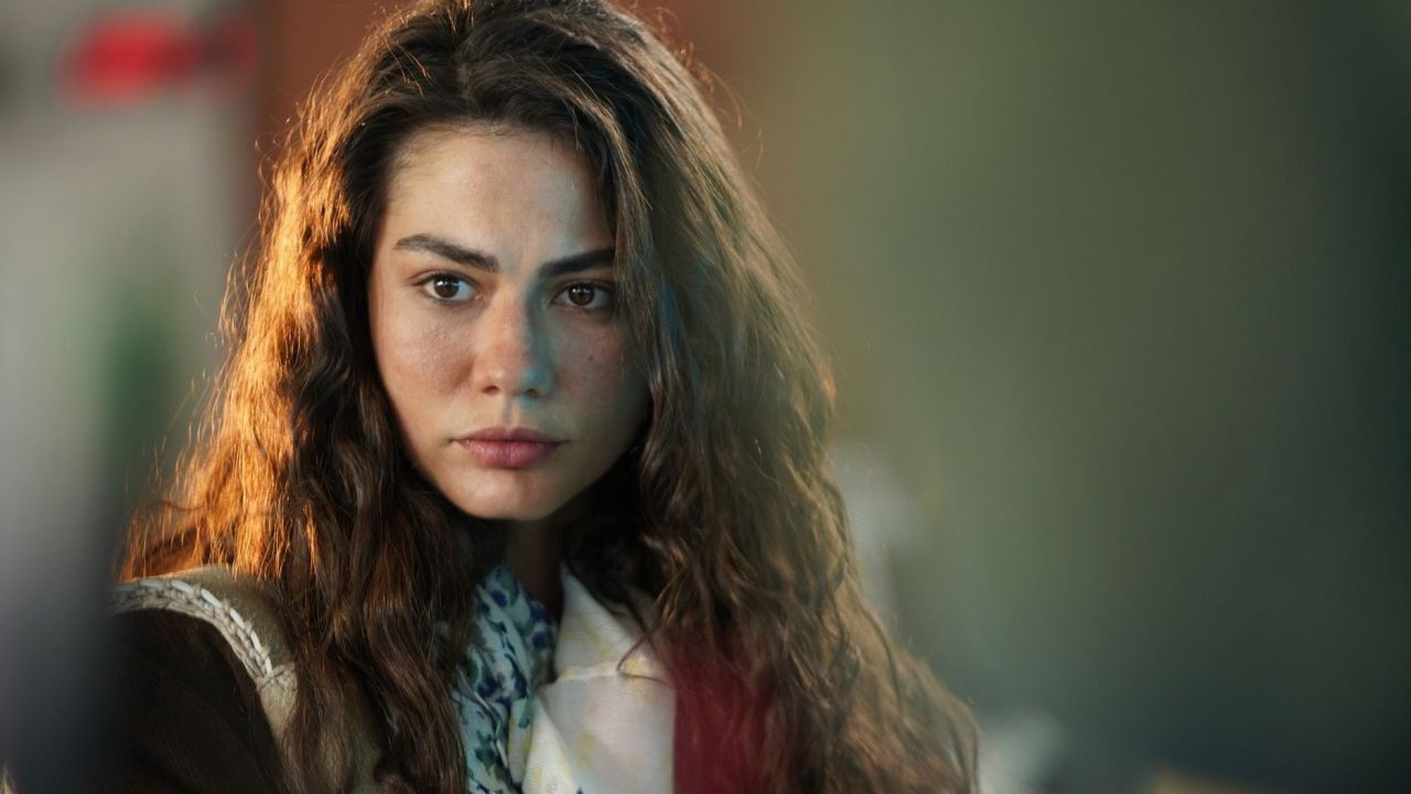 Eşref Rüya'nın Nisan'ı Demet Özdemir'i parlattı! Yılın ilham veren kadını seçildi! - Sayfa 2