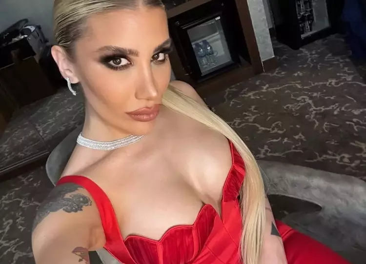 İrem Derici'den takipçisine olay yanıt! 'Bu kadar çaresiz misin?' - Sayfa 2