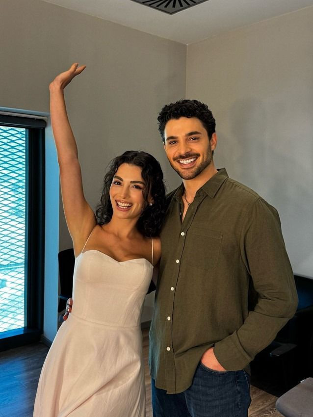 Ekranların sevilen iki yıldız ismi aşk mı yaşıyor? Bomba iddia... - Sayfa 4