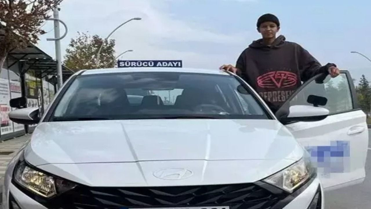 Milli Voleybolcu Melissa Vargas'ın ehliyet sınavında eğlenceli anlar: Sınavı başarıyla tamamladı - Sayfa 3