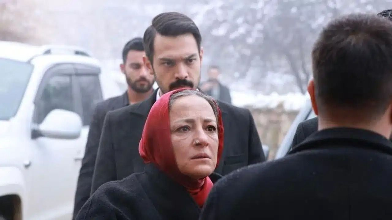 Uzak Şehir Fidan kimdir? Uzak Şehir'in Fidan'ı İlkay Kayku kaç yaşında, nereli, evli mi, eşi kim? - Sayfa 4