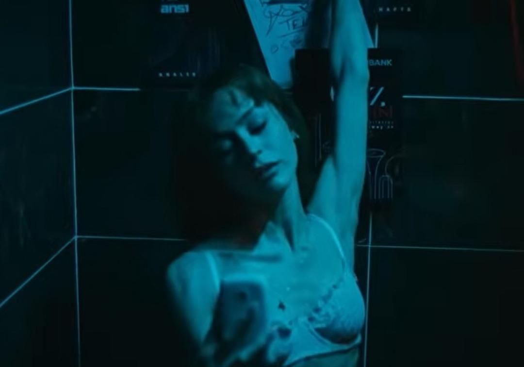 Asena Keskinci'nin Jasmine dizisinin ilk tanıtımı çıktı! Erotik sahneler tepki çekti - Sayfa 4