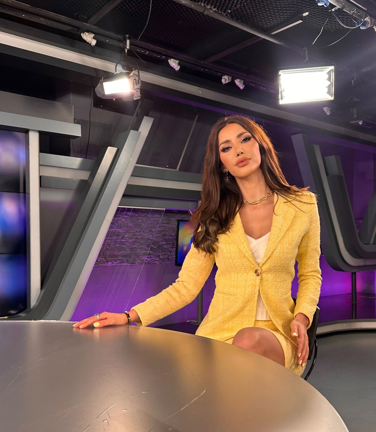 Merve Ahu Sarı gözaltına alınmış! Beyaz TV'nin ekran yüzüydü... - Sayfa 3