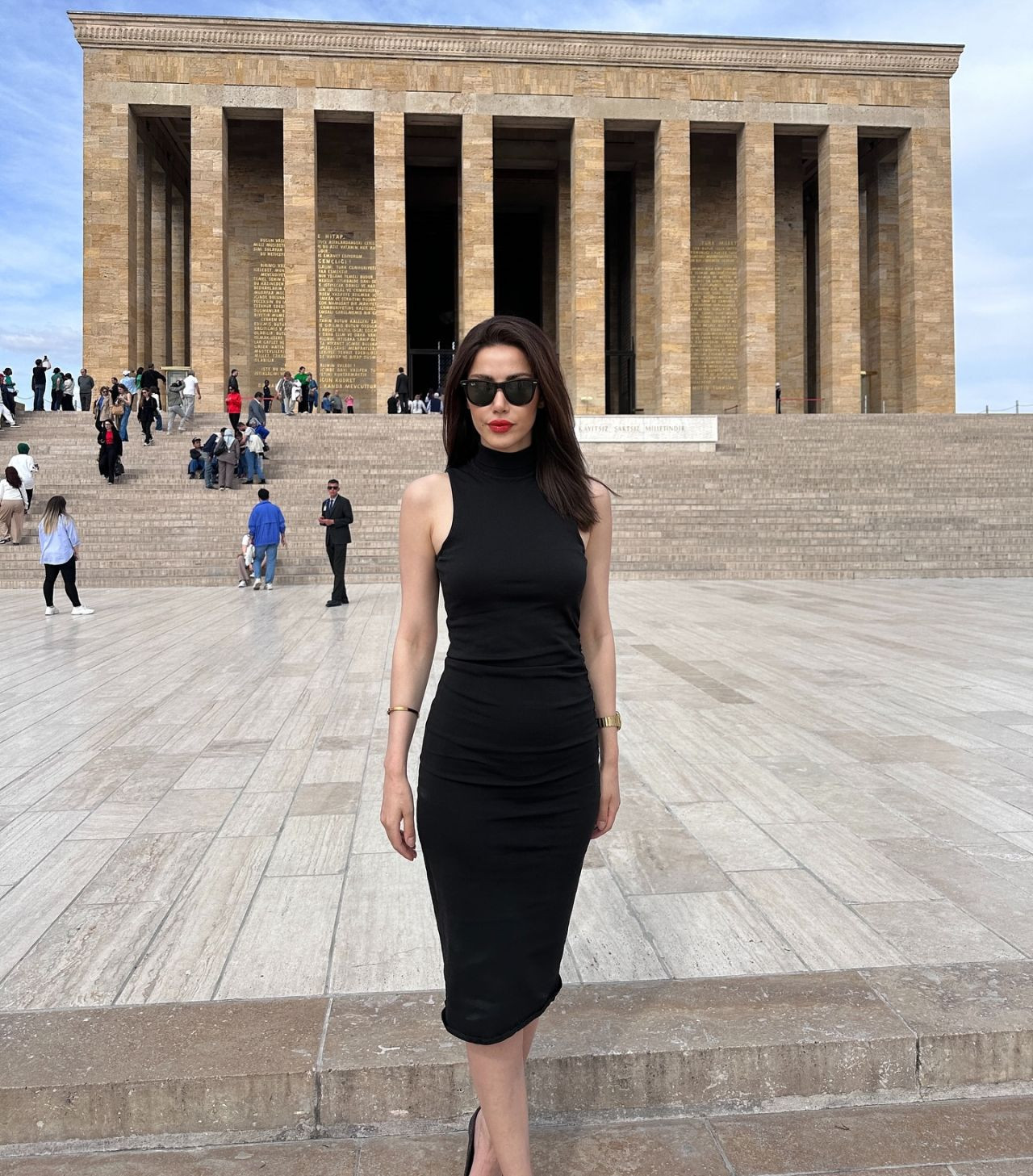 Merve Ahu Sarı gözaltına alınmış! Beyaz TV'nin ekran yüzüydü... - Sayfa 12