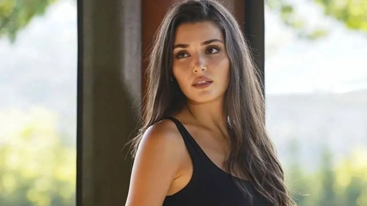 Güzel oyuncu Hande Erçel hakkında bomba iddia!  45 yaşındaki yapımcıyla aşk mı yaşıyor? - Sayfa 3