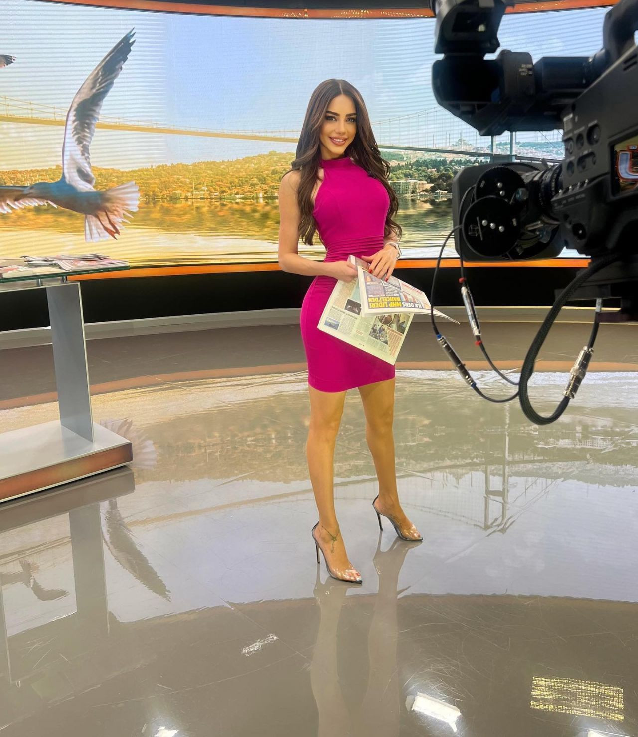 Ela Rümeysa Cebeci yıllar önce o dizide rol almış! İddialı pozları ve estetiksiz hali gündem oldu… - Sayfa 21