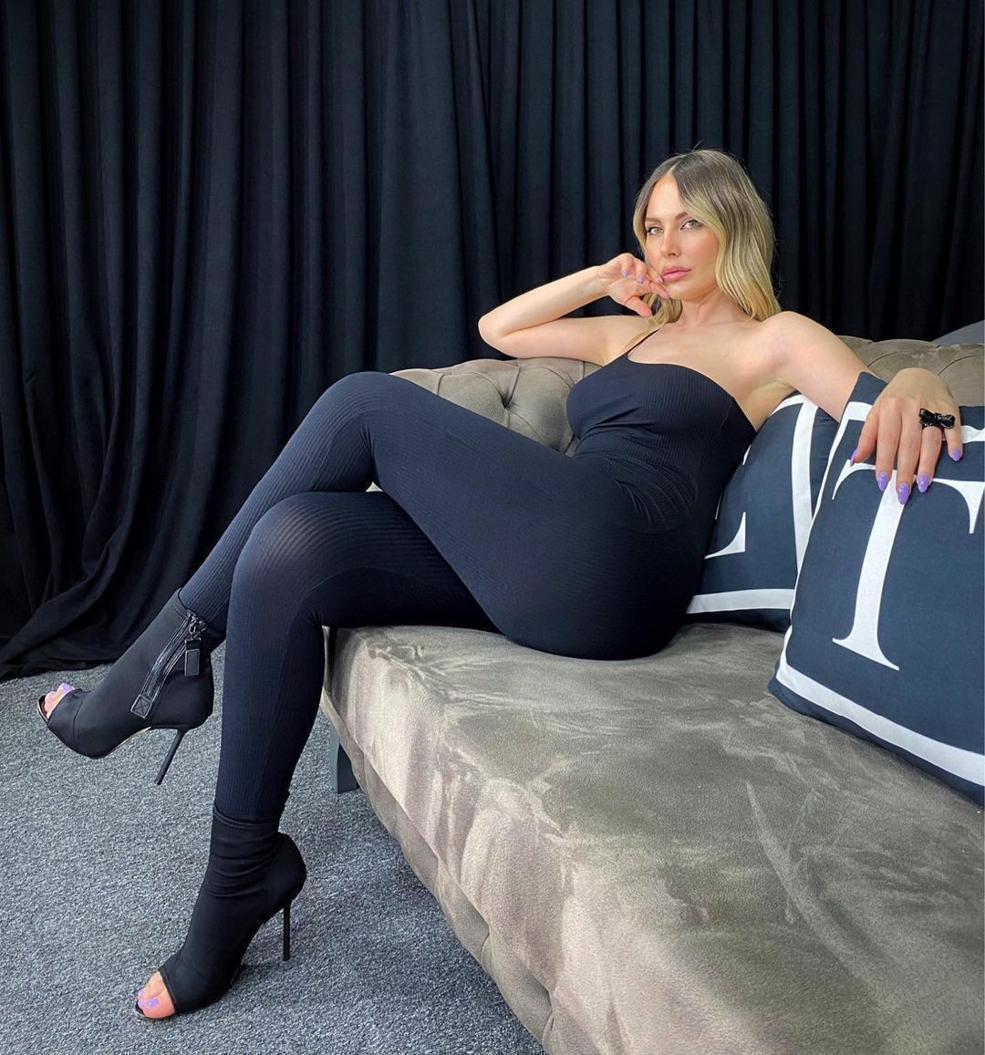 Ünlü ekran yüzü Hande Sarıoğlu çıldırdı: Vasıfsızlar, pislikler, teste girseniz… - Sayfa 3