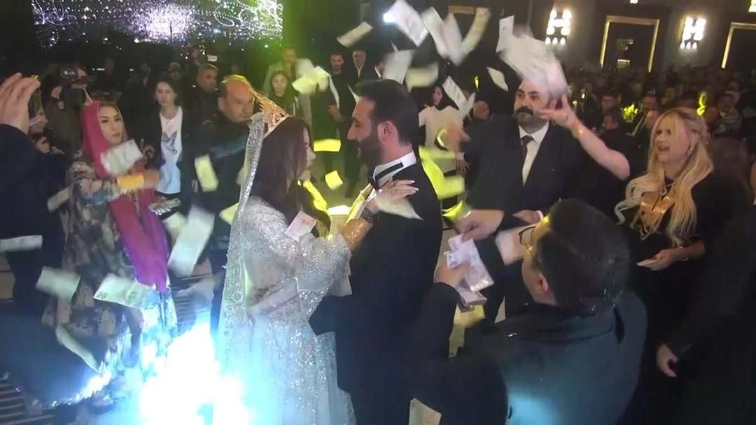 Böyle düğün ne görüldü ne duyuldu! AKP'li eski vekilin ailesi Barzani'yle akraba oldu... - Sayfa 6