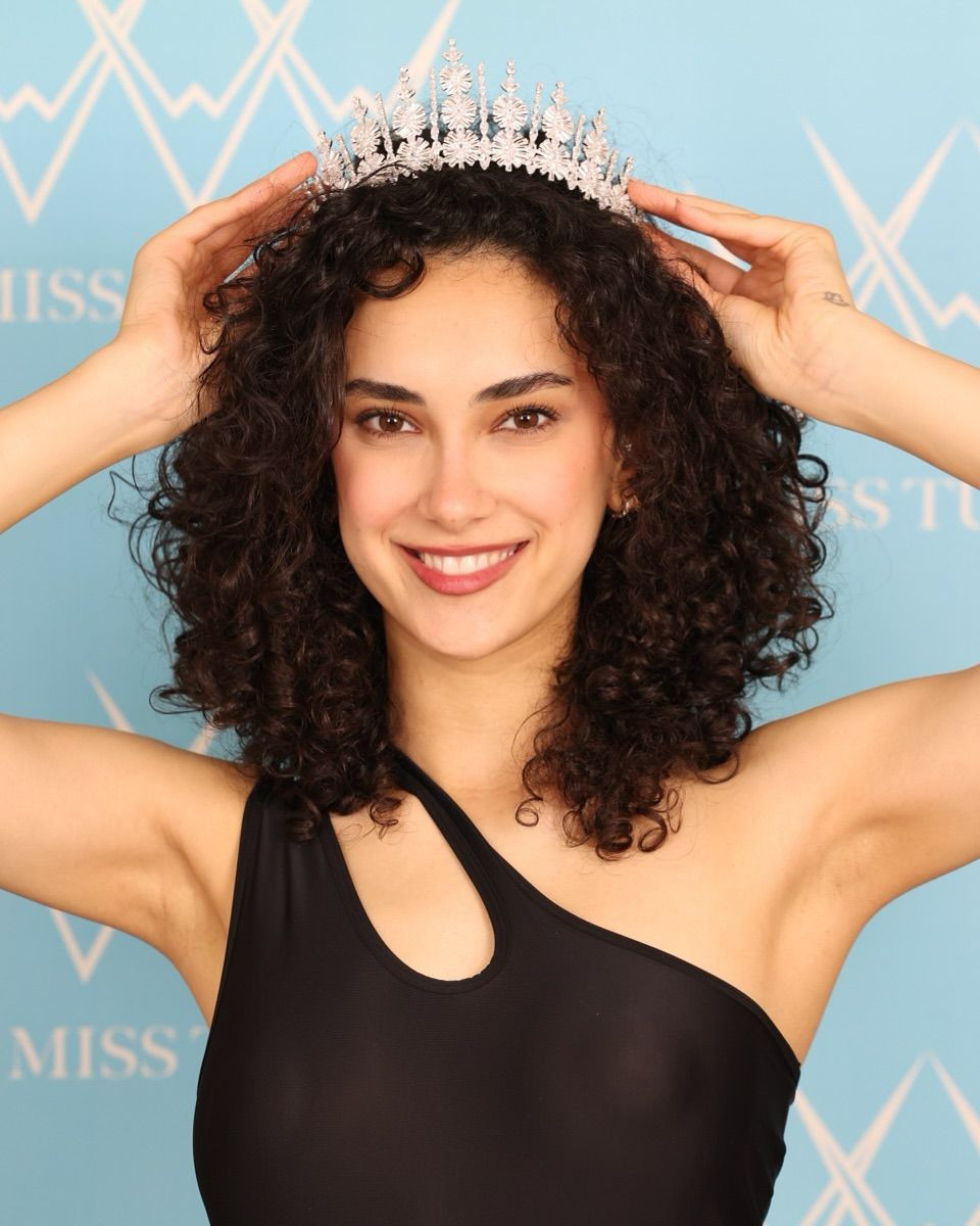Sıla Saraydemir kimdir? 2025 Miss Turkey Birincisi Sıla Saraydemir Kaç Yaşında, Nereli? - Sayfa 4