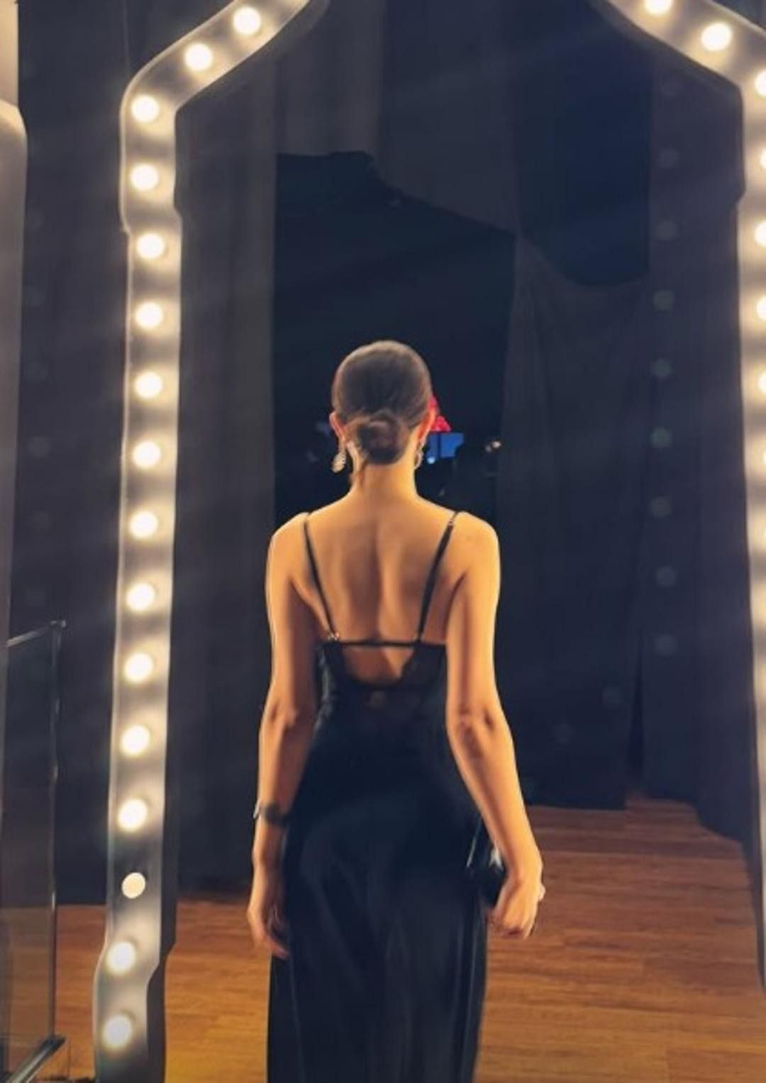 Sadettin Saran ile samimi pozları çıkmıştı! Nafia Tanrıverdi iddialı tarzıyla yine gündemde - Sayfa 4