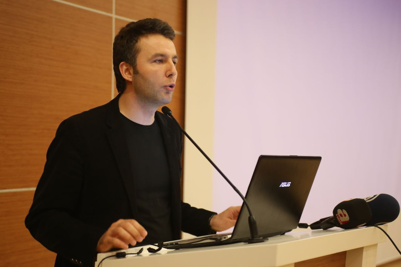 Mehmet Akif Ersoy’la ilgili bir tanık daha konuştu! ‘50 tane senin gibi takıldığı kız var…’ - Sayfa 9