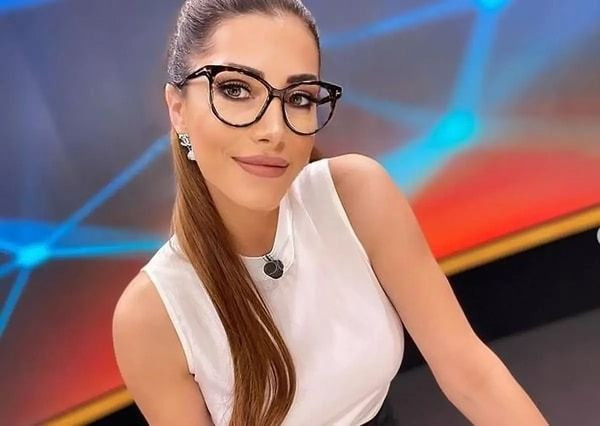 Olay iddia: Ela Rumeysa Cebeci arşivini açtı! “Spor ve iş dünyasından isimler listede” - Sayfa 8