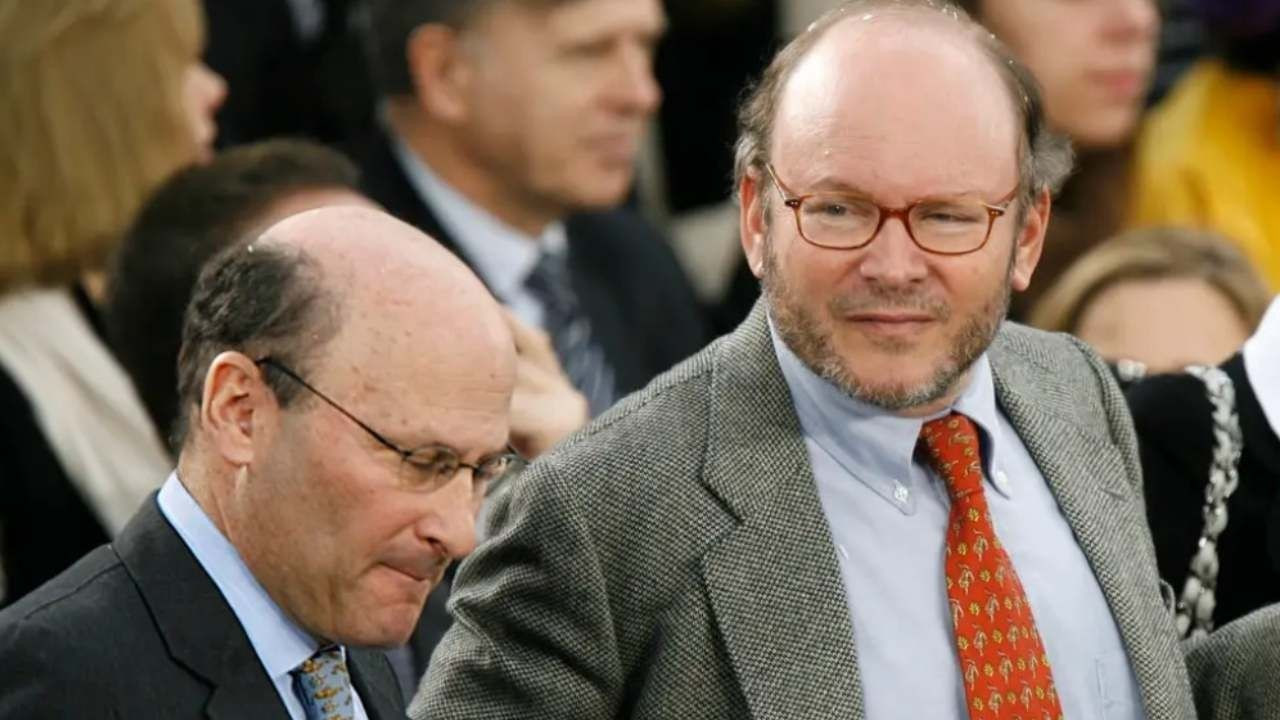 Zirvedeki servet dudak uçuklattı: Dünyanın en zengin 10 ailesi - Sayfa 10