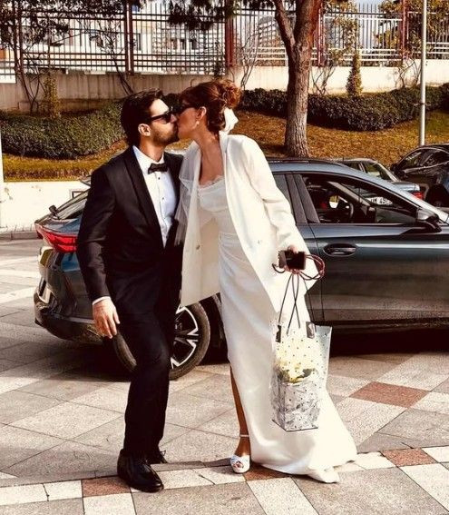 Ünlü oyuncu sessiz sedasız evlendi: 'Bize de bu yakışırdı' - Sayfa 4