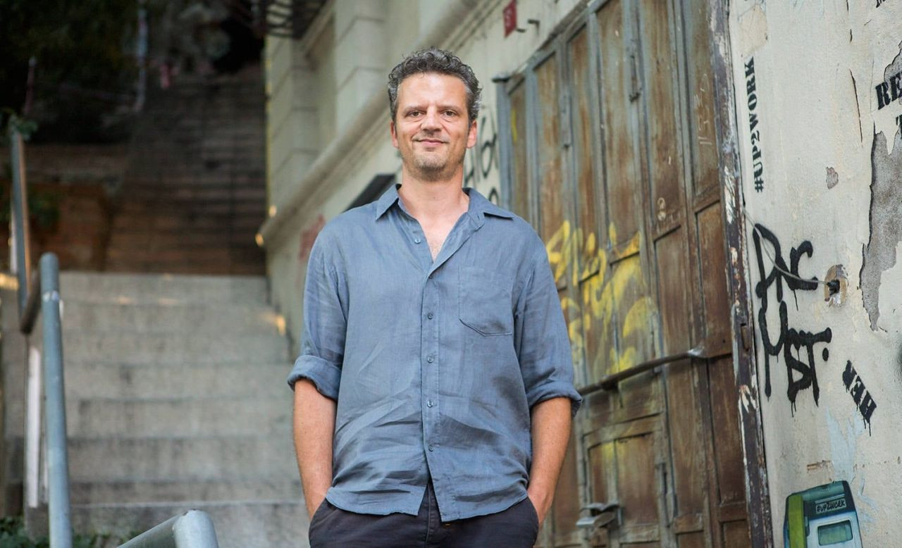 Ünlü yönetmen Seren Yüce evinde silahlı saldırıya uğradı! Kapıyı kasklı saldırgan çaldı… - Sayfa 7