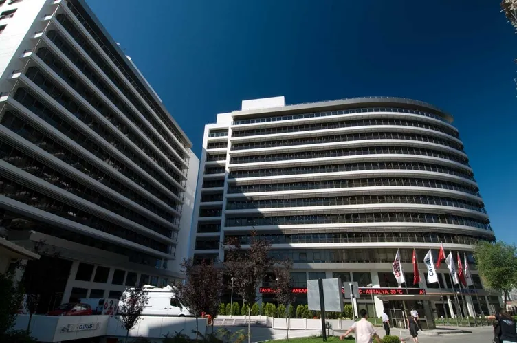 Kadın spikerden şok itiraflar! "Veyis Ateş gelecek ‘koko’reç getirecek" - Sayfa 2