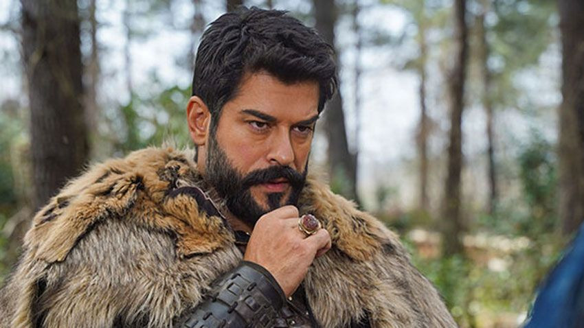 Bir kurdeleye olay rakam! Küçük çocuğu yürüterek milyonlar kazandı - Sayfa 2