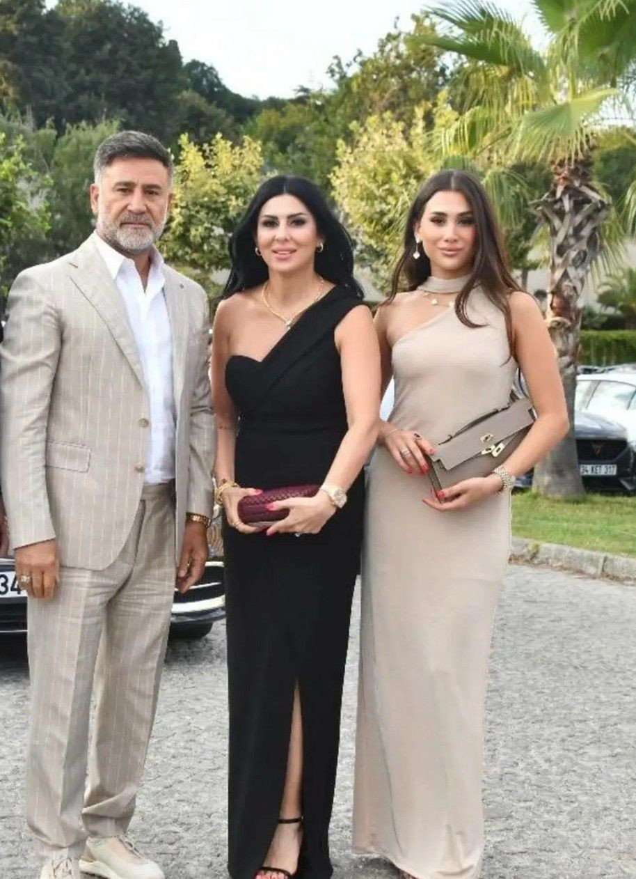 İzzet Yıldızhan’ın kızı Zelal olay oldu! Beğeni yağmuruna tutuldu - Sayfa 4