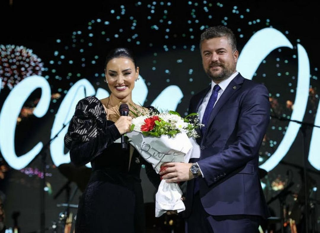 Tepki çeken tatil, kabul edilen aşk: Sevcan Orhan sessizliğini bozdu - Sayfa 4