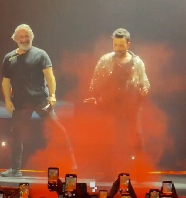 Tarkan sahnesinde Cem Yılmaz sürprizi: Düet ve dansları olay oldu! - Sayfa 5
