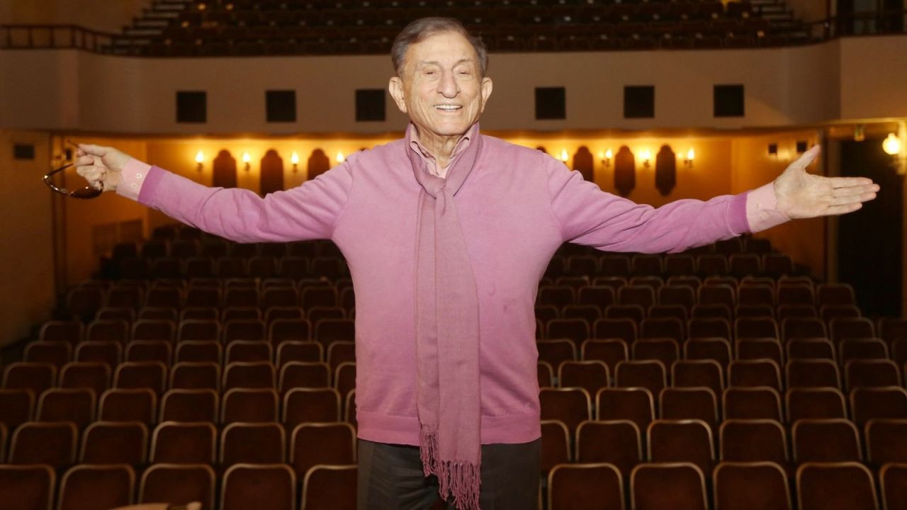 Usta tiyatrocu Haldun Dormen'den acı haber! Hastanede tedavi görüyordu... - Sayfa 4