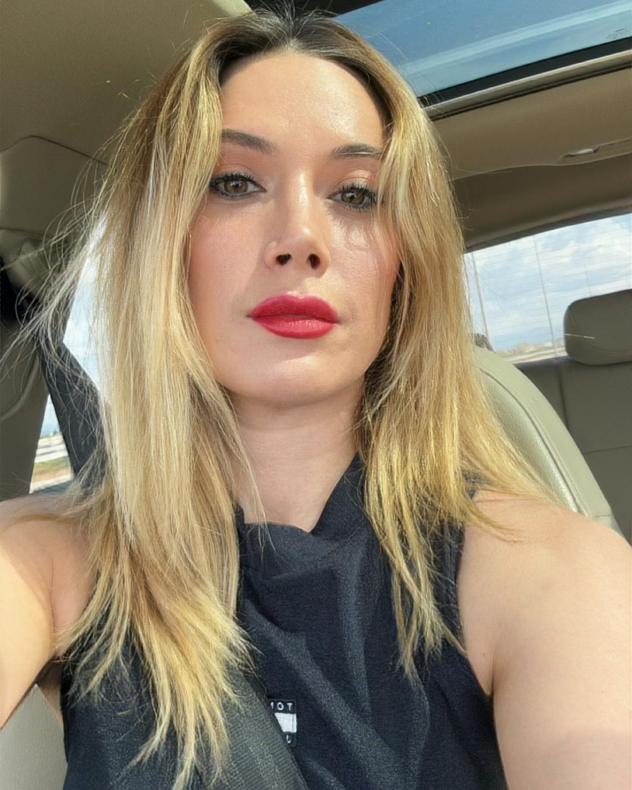 İmamoğlu ile yasak aşk yaşadı mı, özel jete bindi mi? Voleybolcu Derya Çayırgan sessizliğini bozdu - Sayfa 23