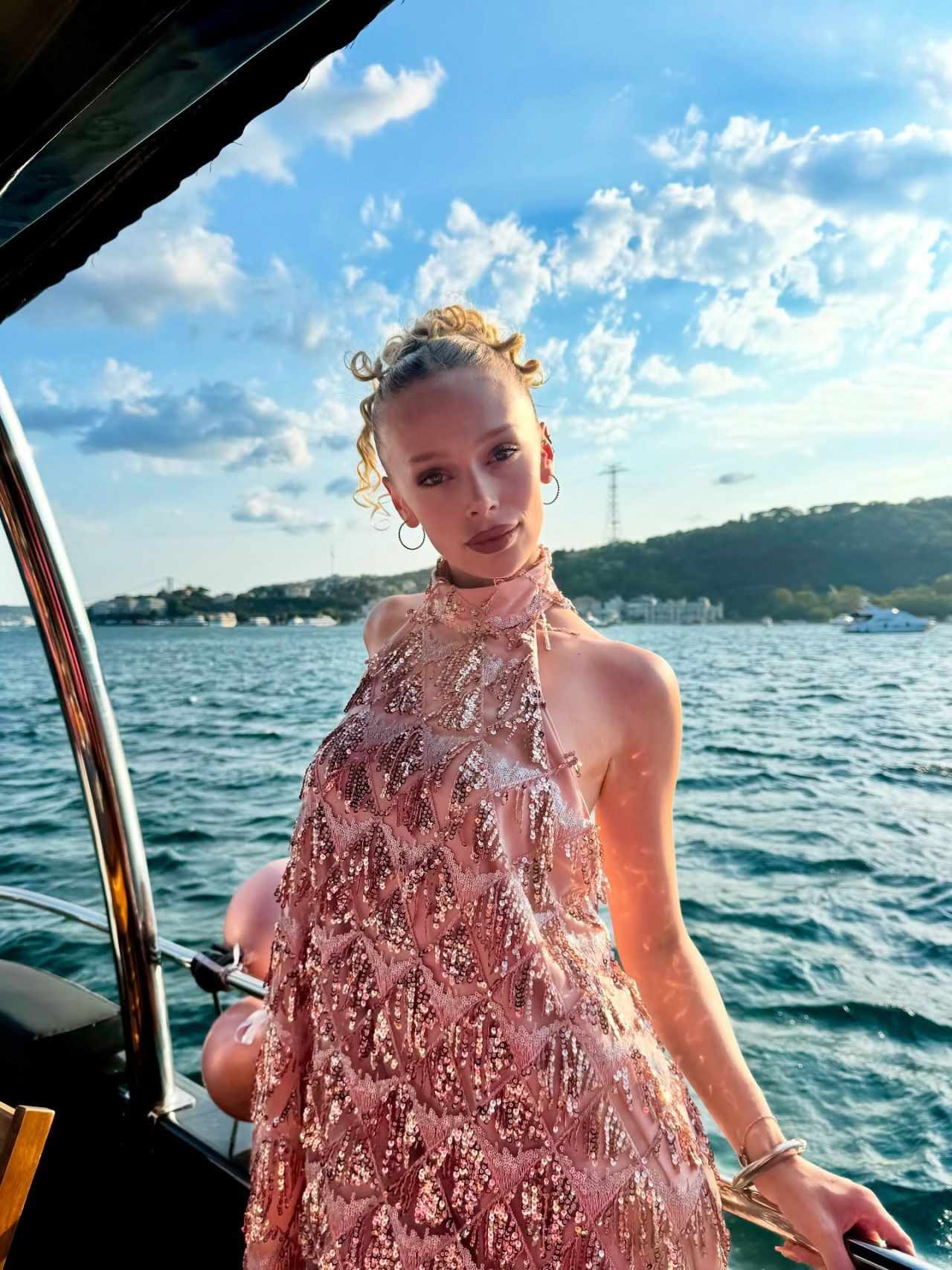 Tiktok fenomeni Yaren Alaca ülkeyi dün terk etmiş! Nerede olduğu ortaya çıktı - Sayfa 11