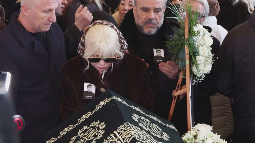 Ünlü şarkıcı Fatih Ürek'e son veda: Cenazede gözyaşları sel oldu… - Sayfa 10