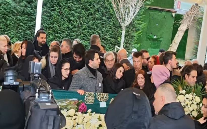 Ünlü şarkıcı Fatih Ürek'e son veda: Cenazede gözyaşları sel oldu… - Sayfa 16