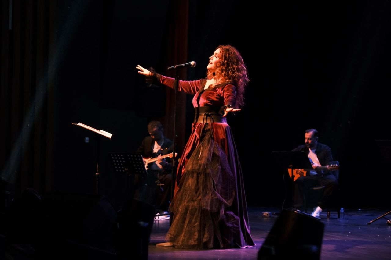 Ünlü sanatçı tek telefonla 5 milyon TL'sini kaptırdı - Sayfa 2