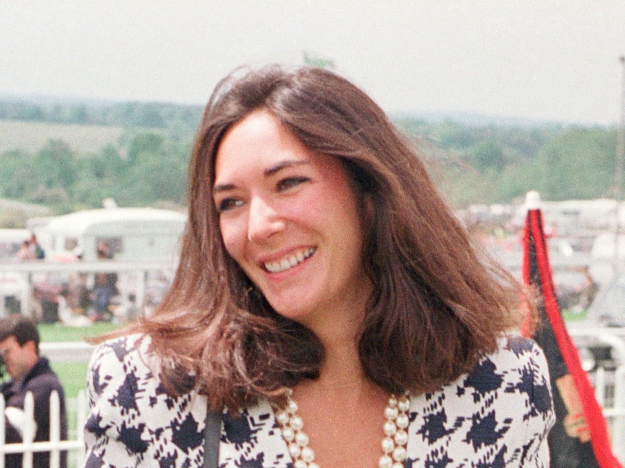 Epstein'in yanından hiç ayırmadığı kadın nerede? Gizemli kadın hakkında kritik bilgiler! - Sayfa 8