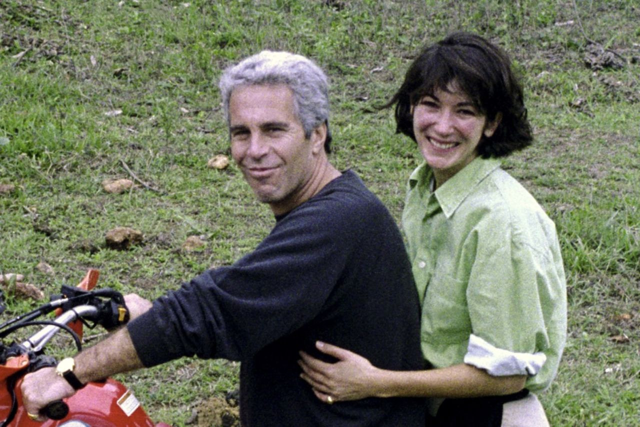 Epstein'in yanından hiç ayırmadığı kadın nerede? Gizemli kadın hakkında kritik bilgiler! - Sayfa 3