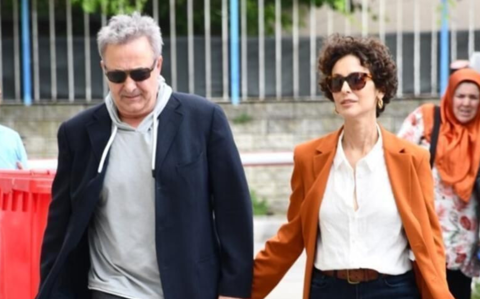 27 yıllık evliliğini bitirmişti: Arzum Onan aşka geldi! Romantik karesi dikkat çekti.. - Sayfa 3