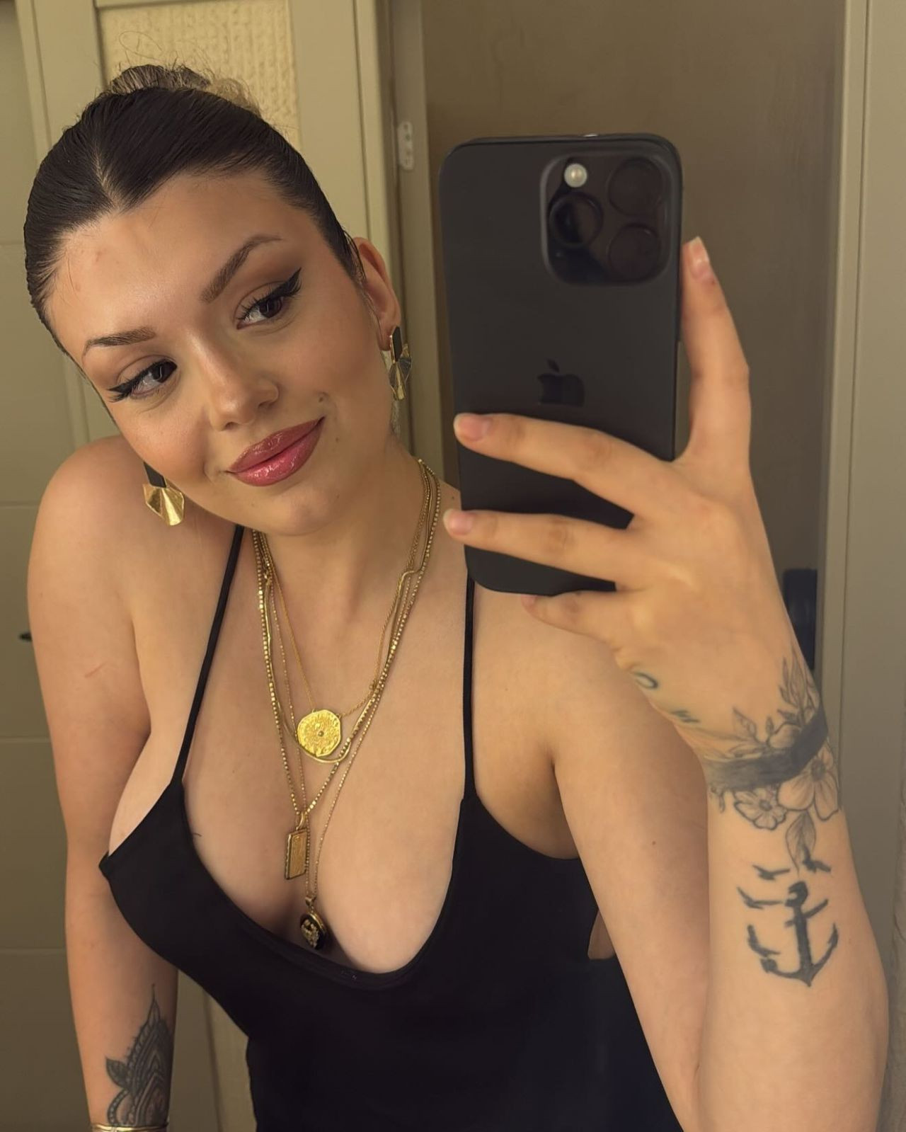 Soruşturma derinleşiyor! Ebru Arman ve Heves Güzel gözaltında - Sayfa 7