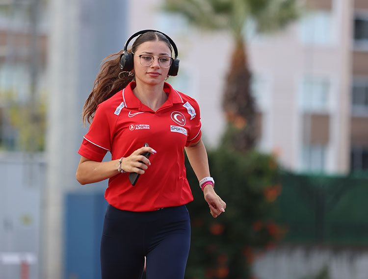 Milli atletten antrenöre taciz suçlaması! "Nefes alamadığım bile oluyordu" - Sayfa 6