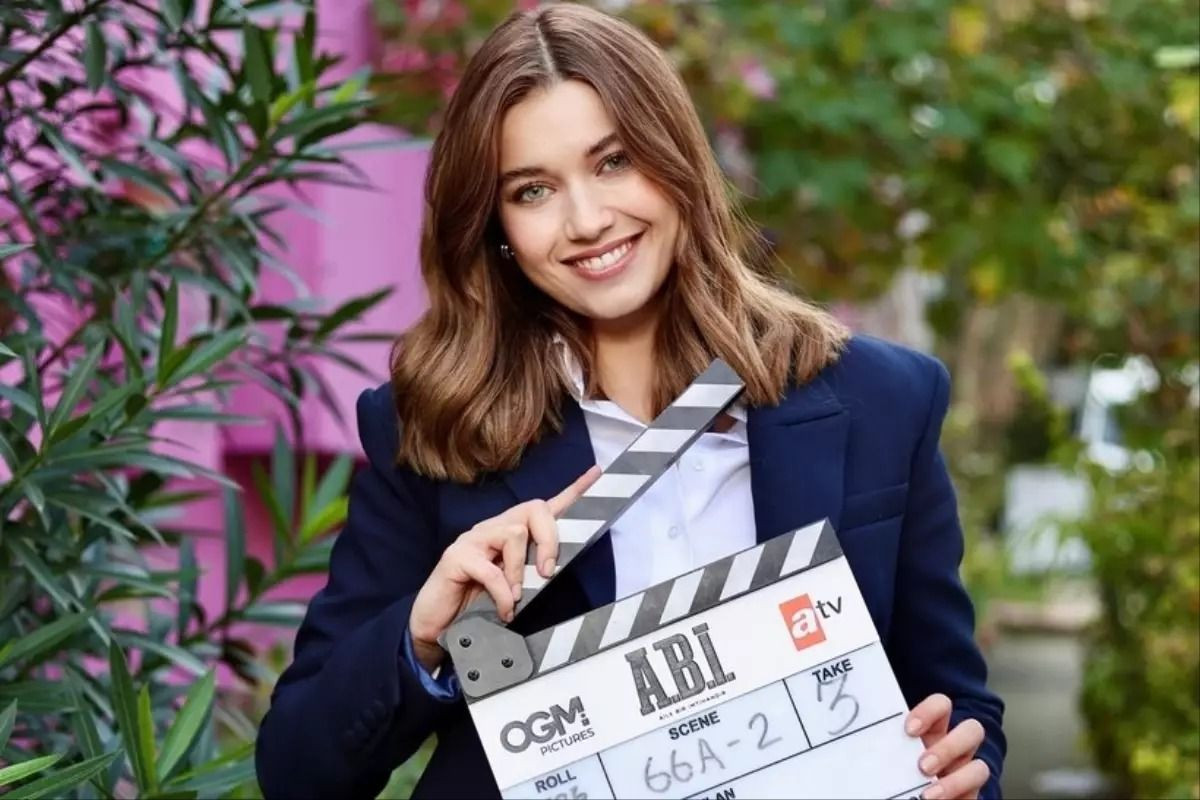 Sosyal medyanın kraliçesi belli oldu! O isim rakiplerine büyük fark attı! - Sayfa 2