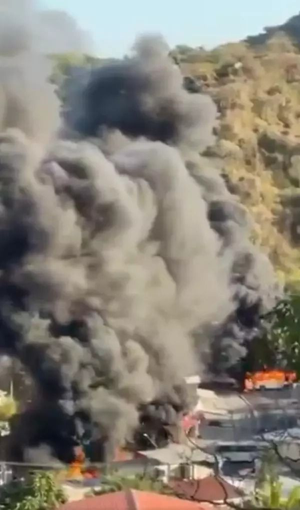 İşte cehenneme dönene Meksika'dan ilk görüntüler! Yol kenarı cesetlerle dolu... - Sayfa 4