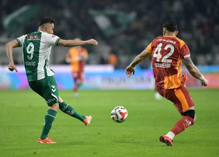 Rıdvan Dilmen'den Osimhen ve şampiyonluk sözleri: G.Saray Konyaspor'a 3 puan bıraktı - Sayfa 10
