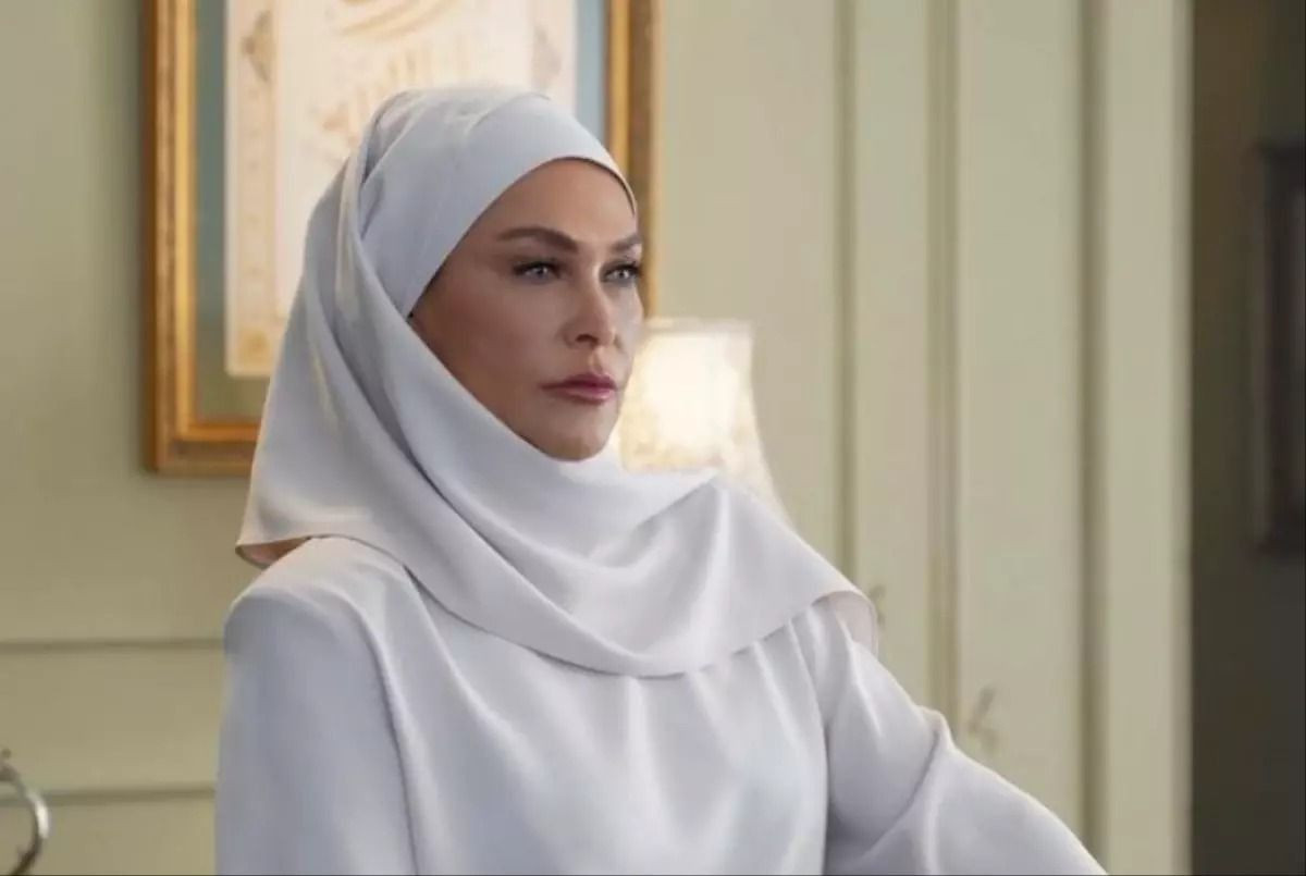 Domuz eti sahnesi pahalıya patladı! Darbe üstüne darbe - Sayfa 4