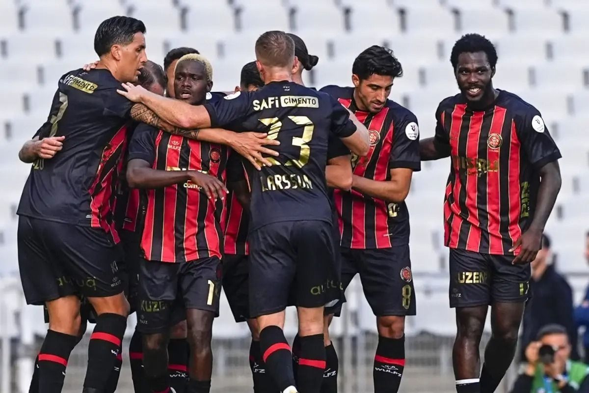 Süper Lig'de ödenen maaşlar yok artık dedirtti: Zirvedeki takımdan korkunç fark! - Sayfa 6