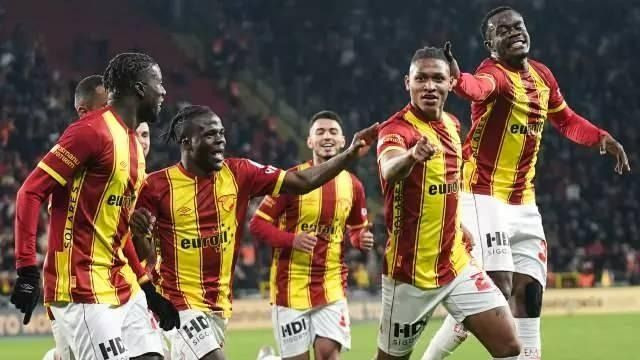 Galatasaray ve Fenerbahçe puan kaybetti: Yapay zeka Süper Lig şampiyonunu resmen belirledi! - Sayfa 8