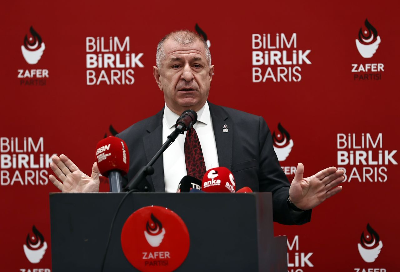 Zirvede ne AKP ne de CHP var: Bu pazar seçim olsa hangi partiye oy verirsiniz? - Sayfa 6