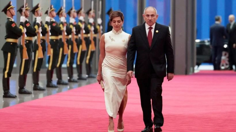 Paşinyan'a 30 yıllık sevgilisinden büyük şok! Tası tarağı toplayıp sarayı terk etti - Sayfa 8