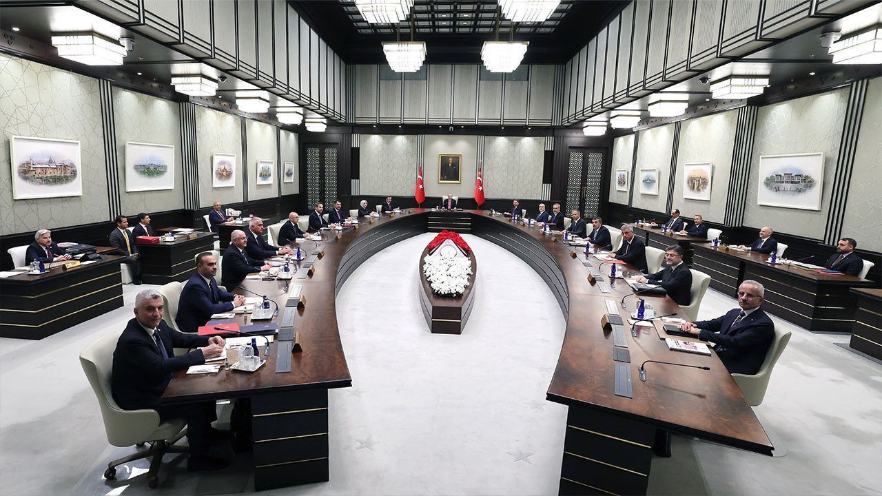 Erdoğan’ın ‘değişim planı’ kulislerden sızdı! Kabinede tasfiye, yeni atamalar… - Sayfa 5