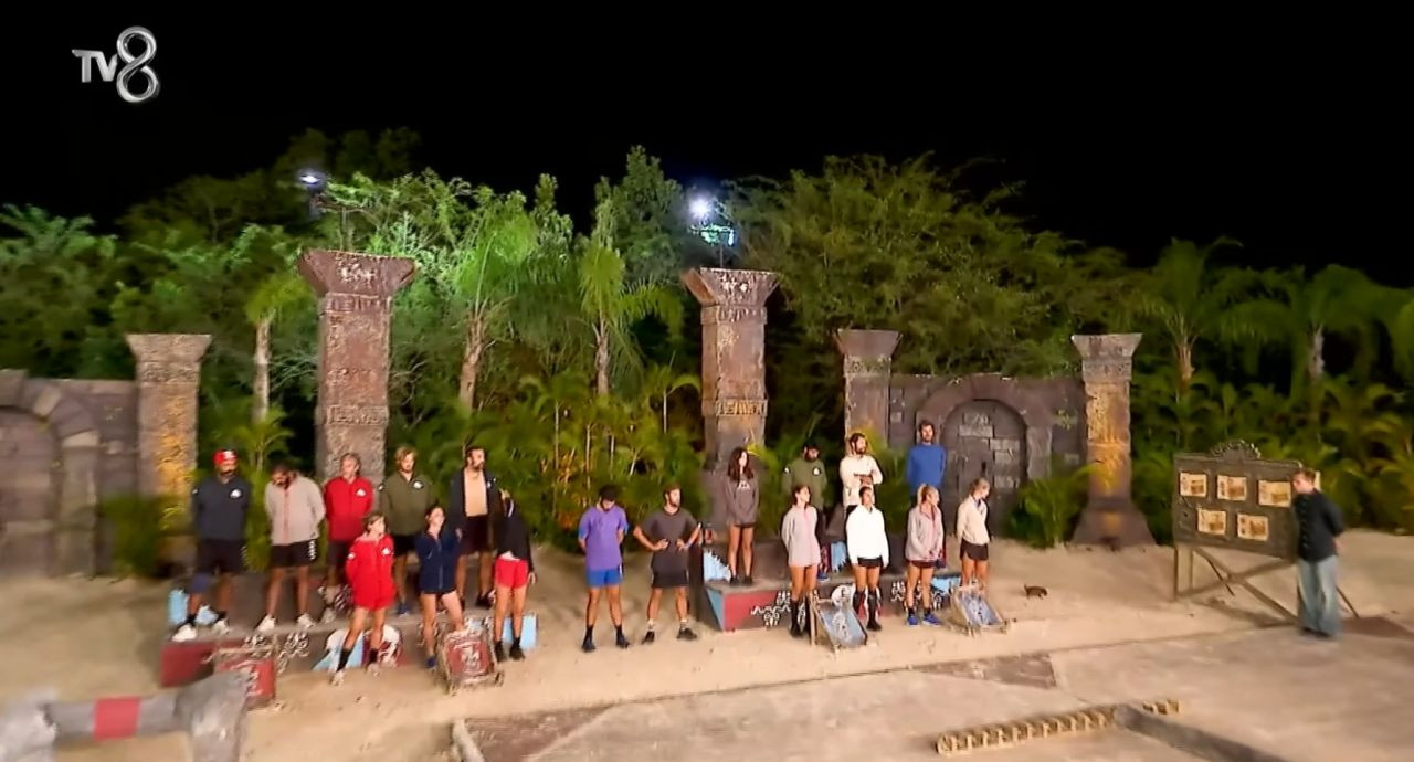 Survivor'da nefes kesen şarkı yarışması! Takımlar belli oldu! Hangi isim adaya veda etti? - Sayfa 1