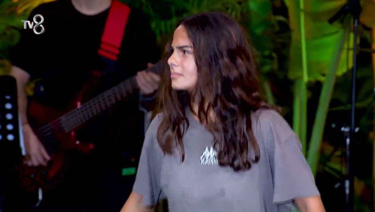 Survivor'da nefes kesen şarkı yarışması! Takımlar belli oldu! Hangi isim adaya veda etti? - Sayfa 29