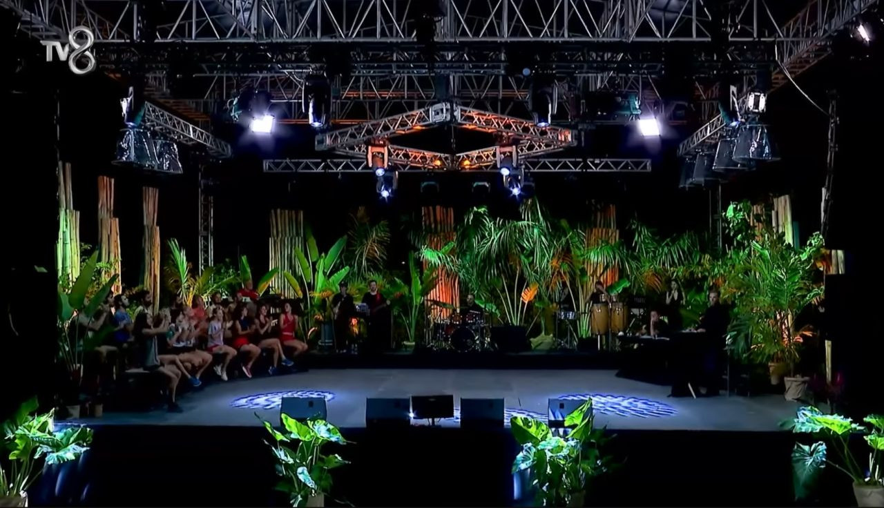 Survivor'da nefes kesen şarkı yarışması! Takımlar belli oldu! Hangi isim adaya veda etti? - Sayfa 13
