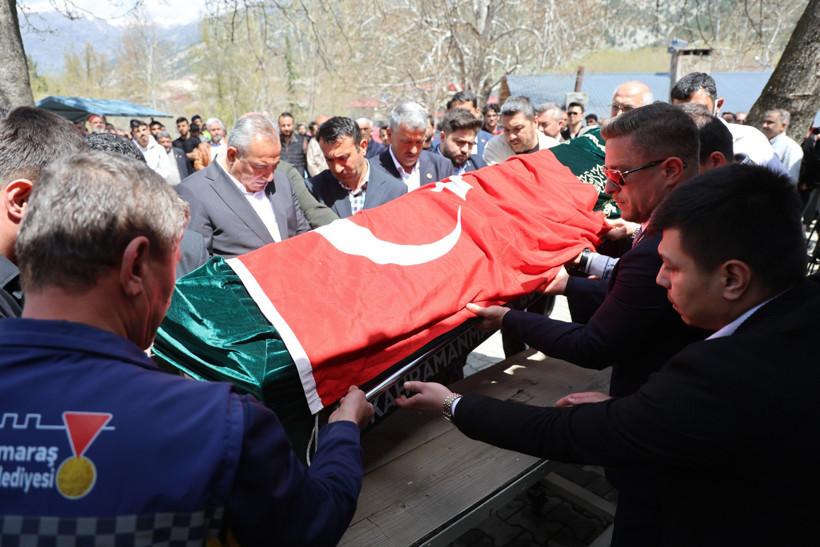 Öğretmen ve öğrencilere en acı veda... Gözyaşları sel oldu... - Sayfa 2