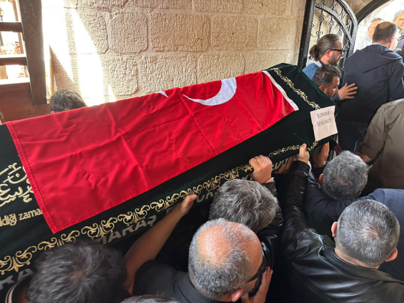 Öğretmen ve öğrencilere en acı veda... Gözyaşları sel oldu... - Sayfa 5